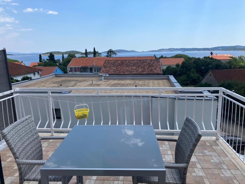 Apartmani Fani 2 Min Walking From Sea Orebić Extérieur photo
