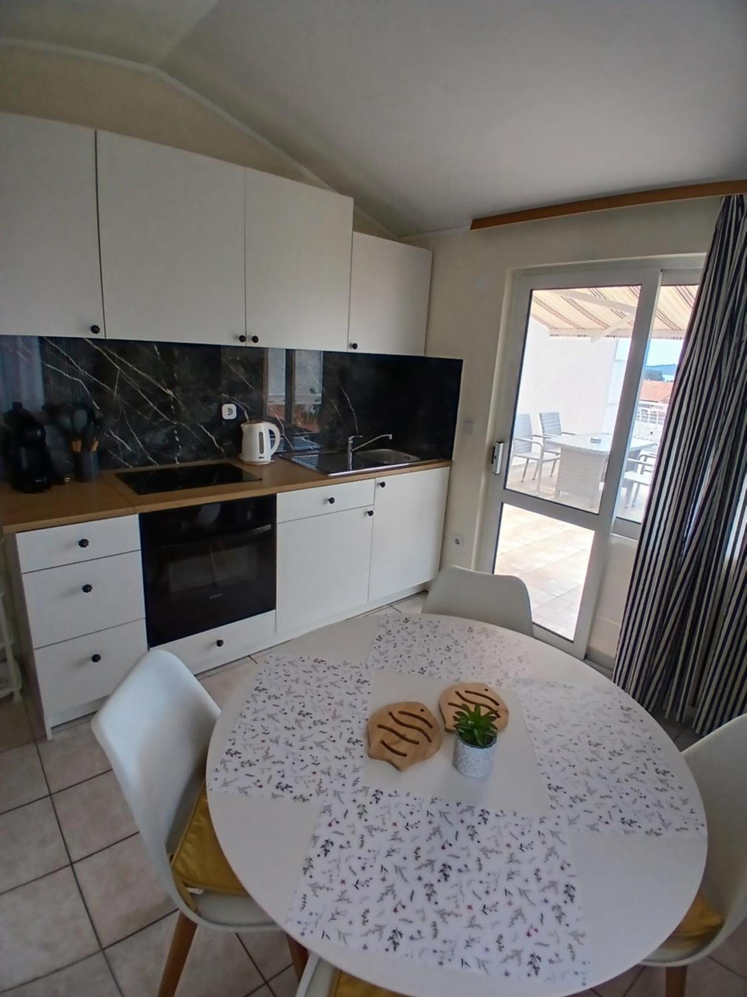 Apartmani Fani 2 Min Walking From Sea Orebić Extérieur photo