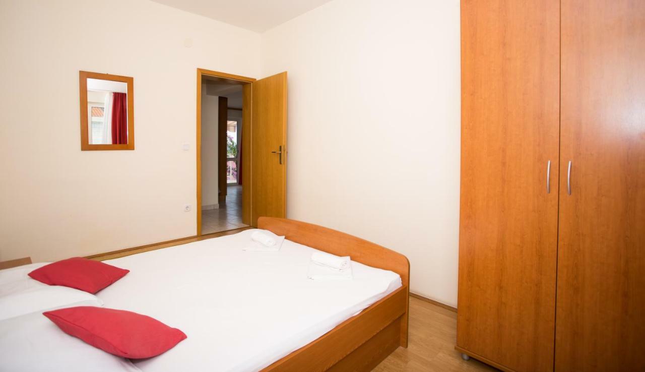 Apartmani Fani 2 Min Walking From Sea Orebić Extérieur photo