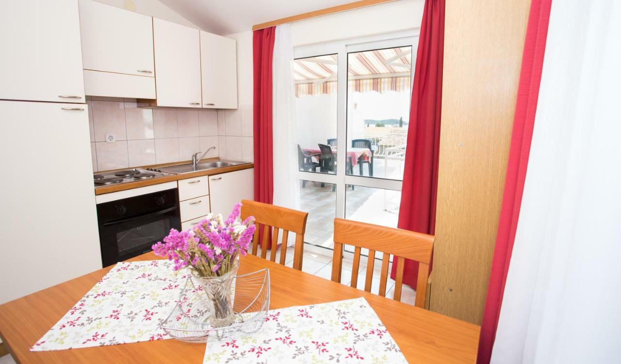 Apartmani Fani 2 Min Walking From Sea Orebić Extérieur photo